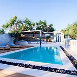 My Mykonos By Mr And Mrs White Hotel 4*