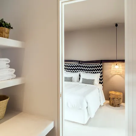 My Mykonos By Mr And Mrs White 4*