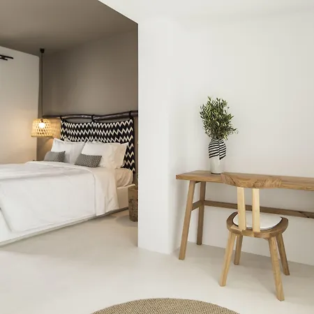 My Mykonos By Mr And Mrs White 4*