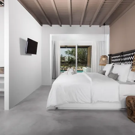 My Mykonos By Mr And Mrs White 4*